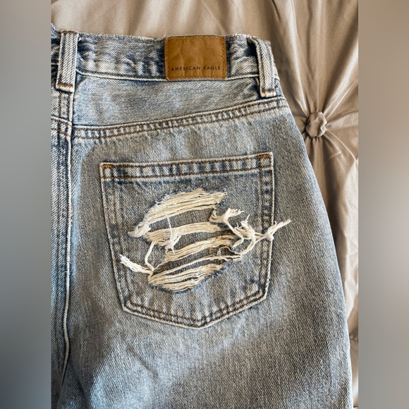American eagle Mom jeans - Picture 3 of 5